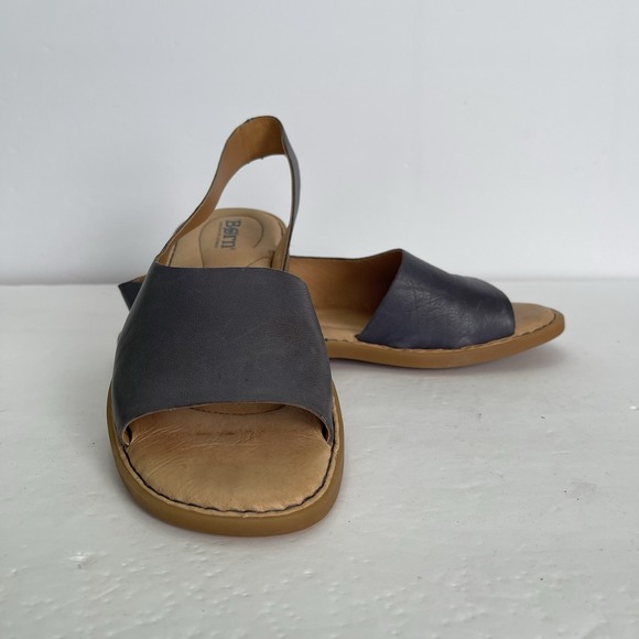 BORN Inlet Navy Marine Blue Leather Slingback Sandals Women's Size 7 - Picture 1 of 12